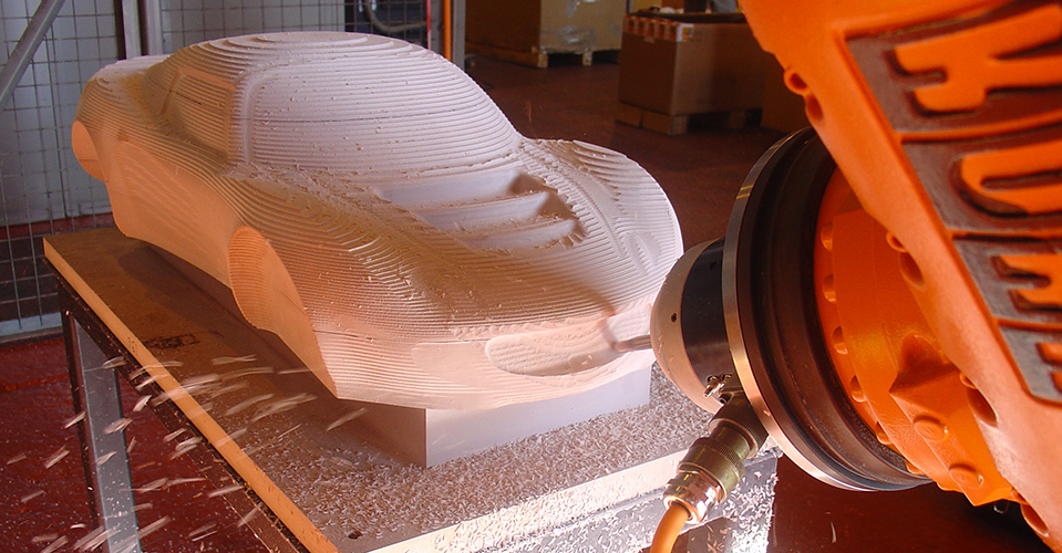 産業用ロボットで生産性アップのお手伝い