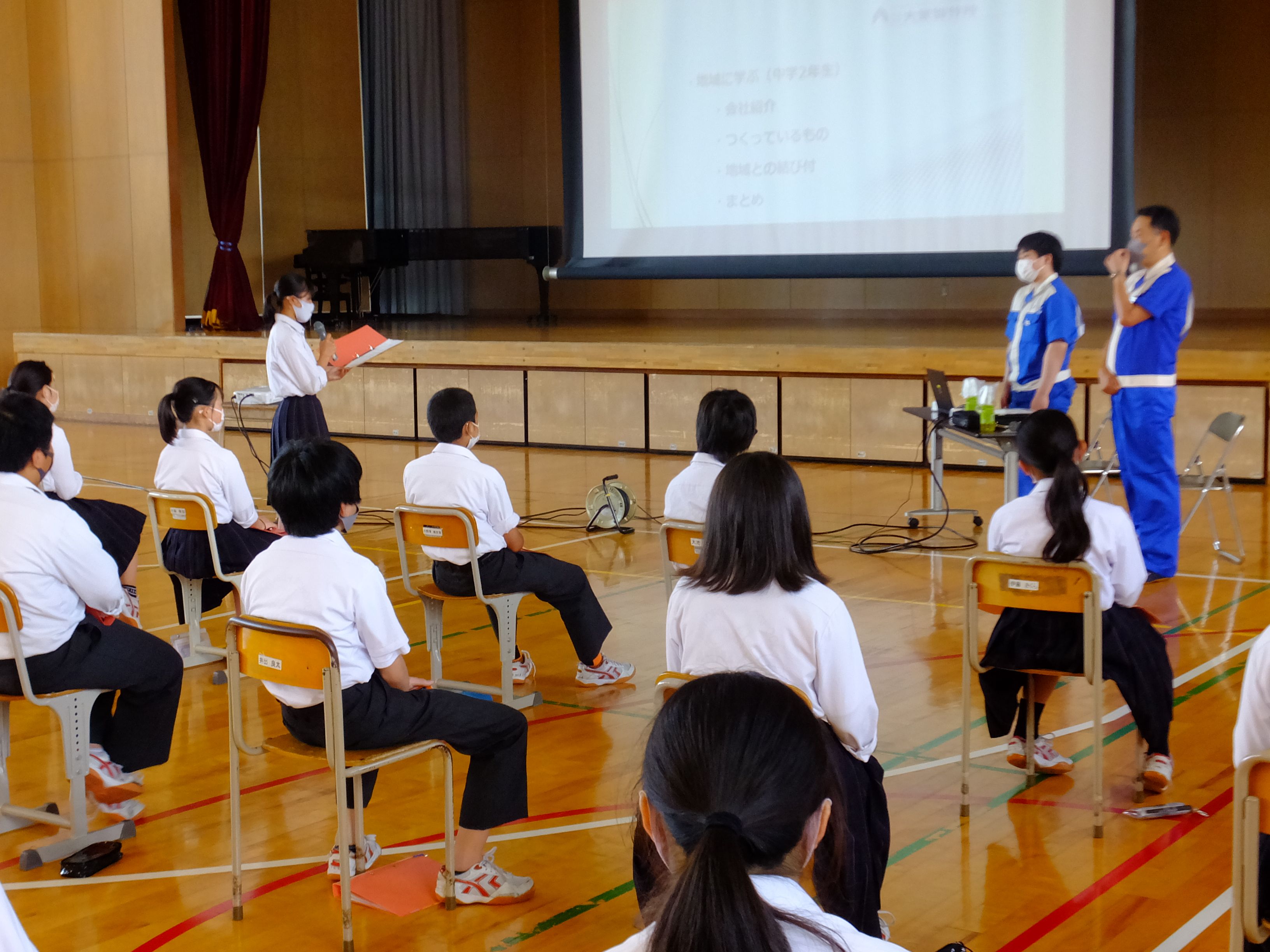 企業経営者講話(大栄製作所)講話の様子2