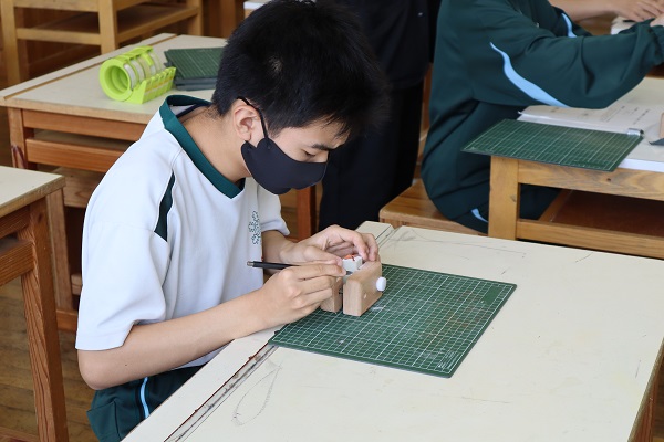 印章彫刻制作の様子2