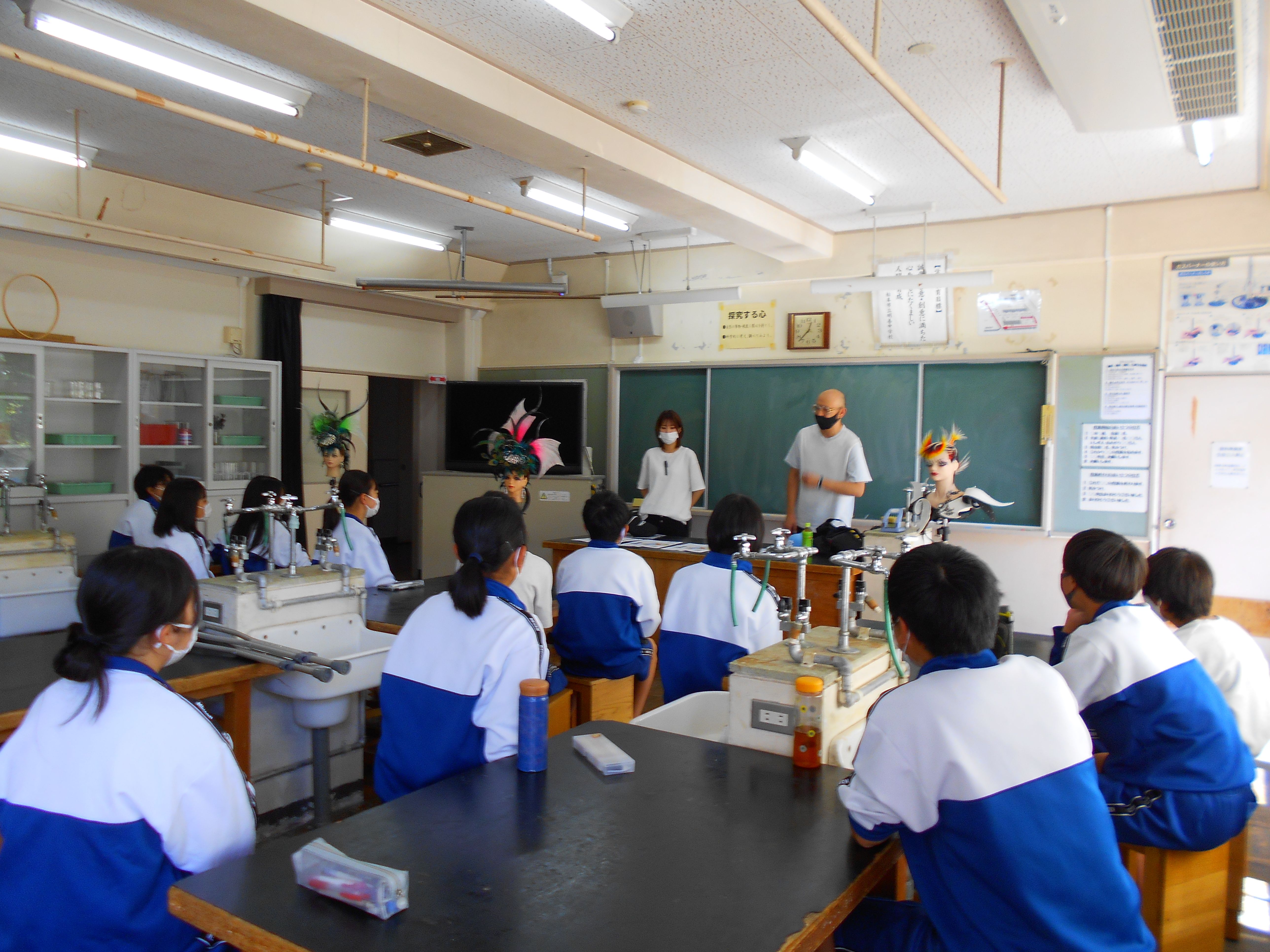 ヘアカット体験の様子1