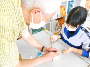 印章彫刻体験の様子1