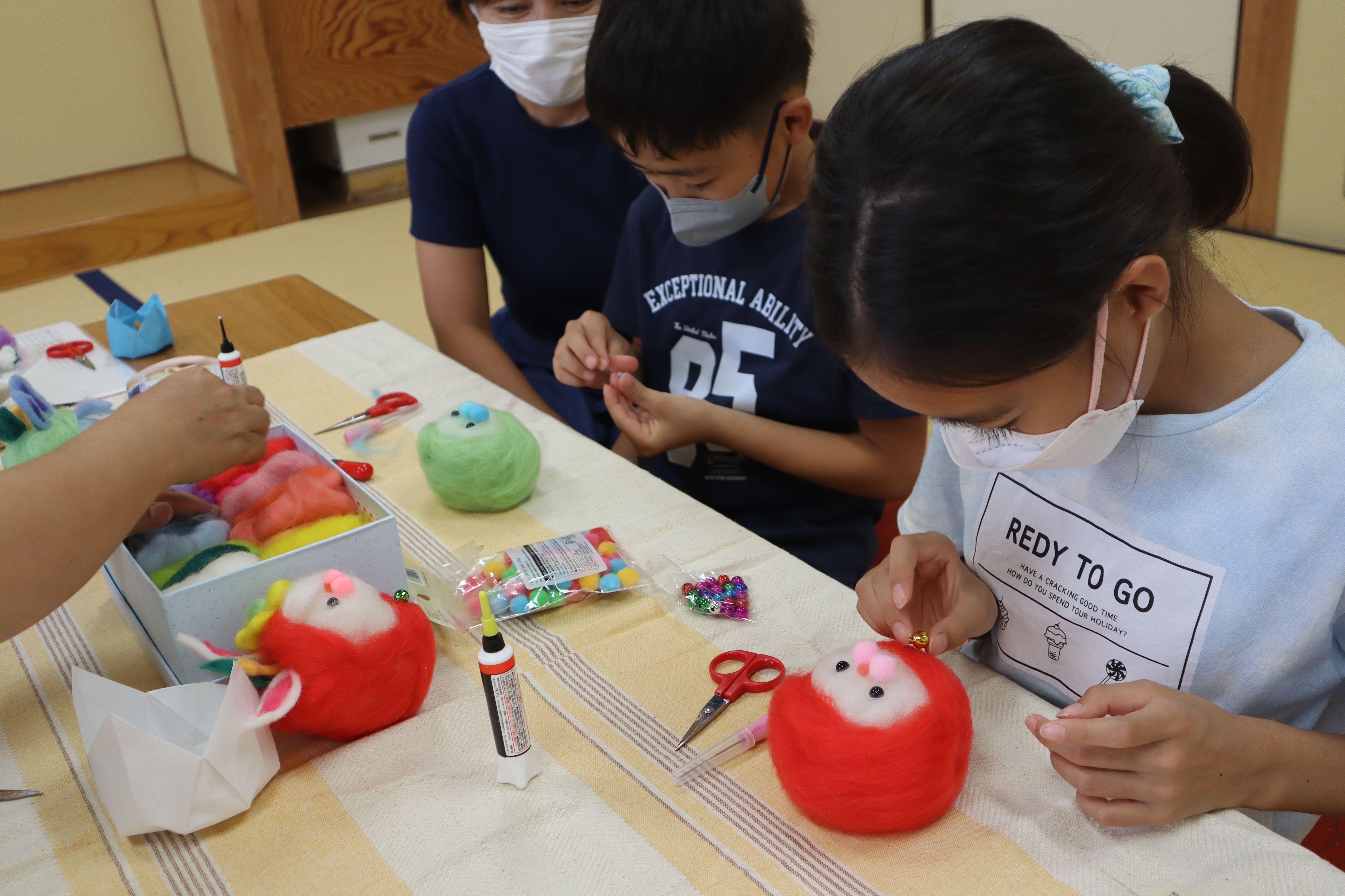 ラベンダーボール制作の画像です