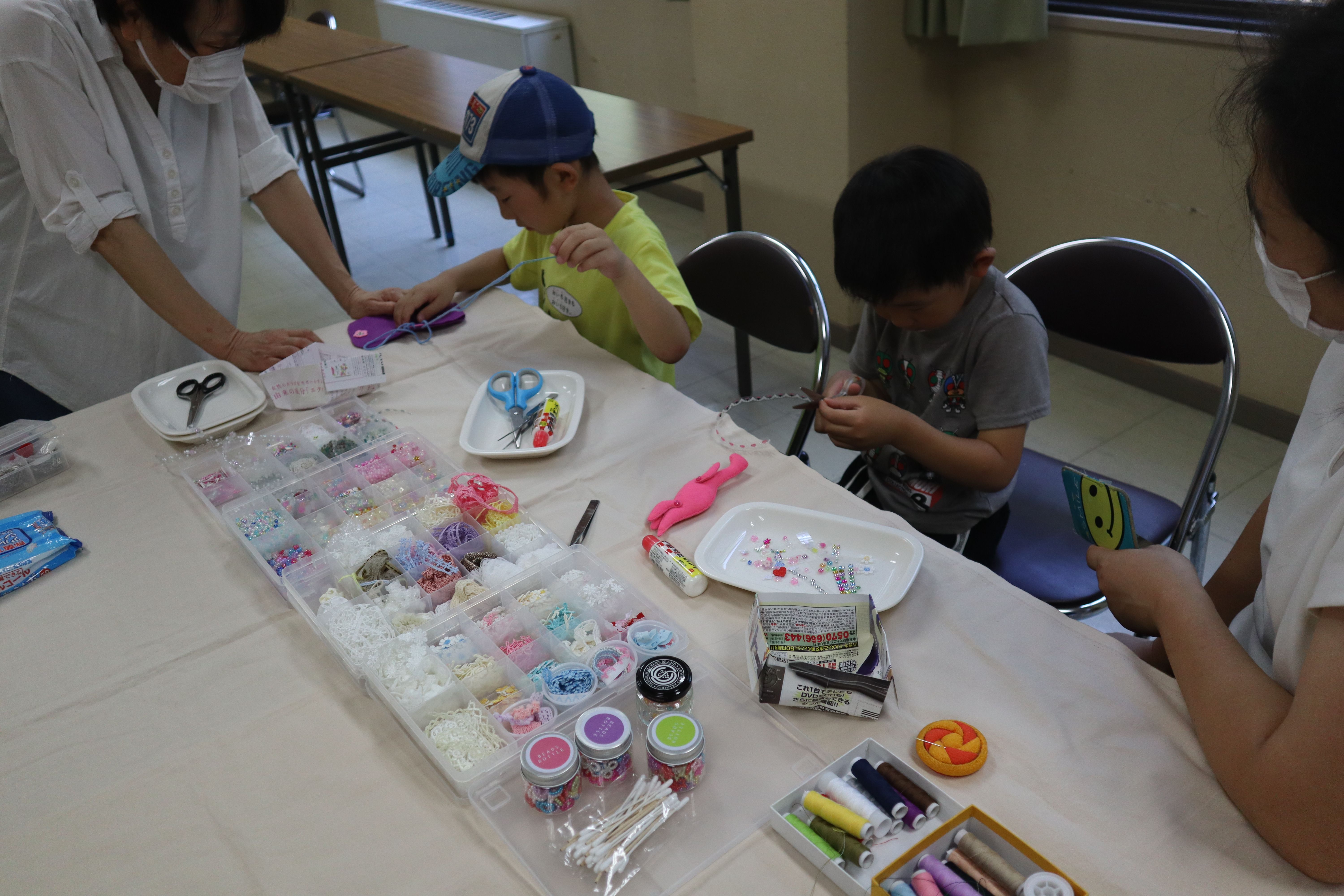 サンキャッチャー制作の画像です