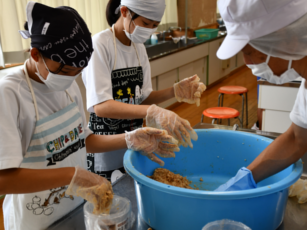 みそ造り2の画像です