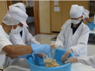 みそ造り2の画像です